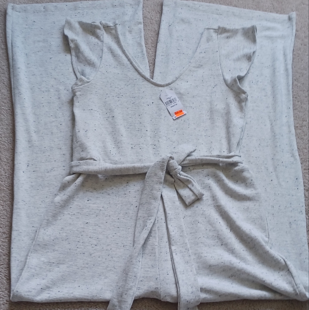 Gap Jumpsuit/Romper (NWT)